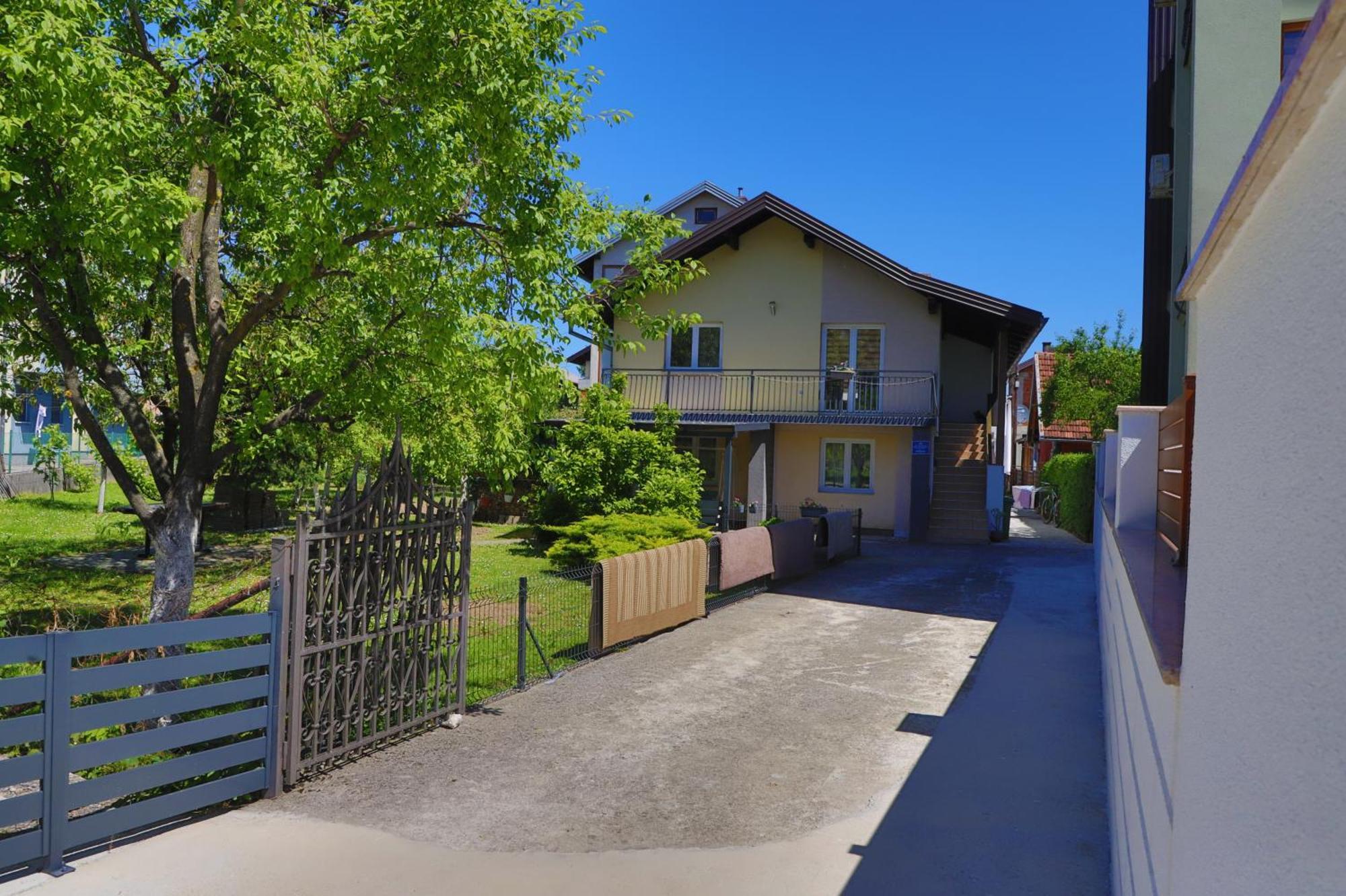 Apartment Ozimice 2 Bihać